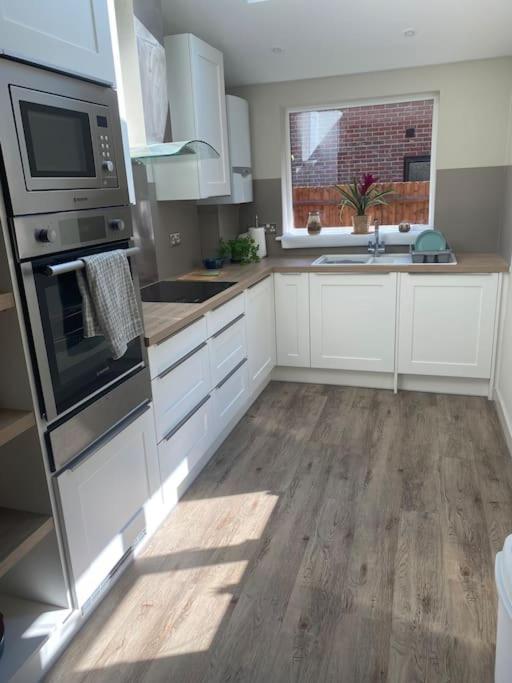 Beautiful 3 Bed Home In The Heart Of New Forest Hordle Luaran gambar